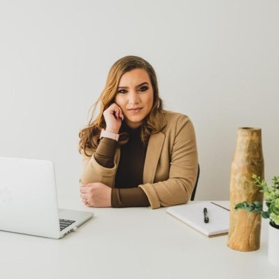 ___essjay's profile picture. 28   Yeshua Saves ❤️ΔΣΘ🐘