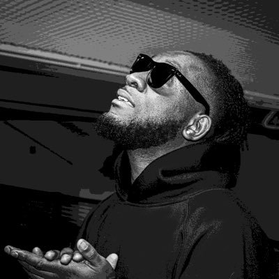 God 1st 🙏🏾 Presenter/Producer | Afrobeat Specialist on @reprezentradio 🎙 | iG: zackygram 💫
