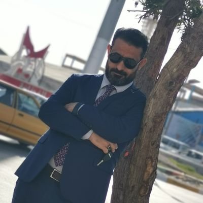 تزدحم الأماكن، وتتكاثر الوجوه، وأنا كالأعمى.. لاأرى سواك❤️