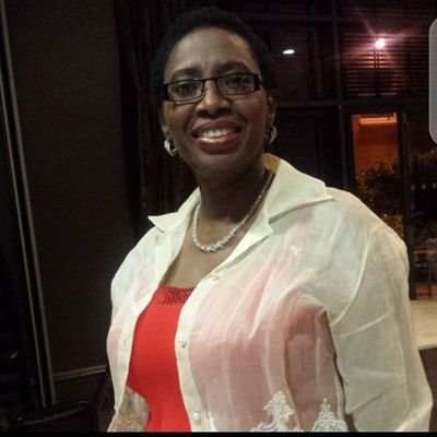 Toksie_babey's profile picture. Soft furnishings/upholstery, jewellery & skincare enthusiast. Passionate about creativity. Loves working with ethnic fabrics.