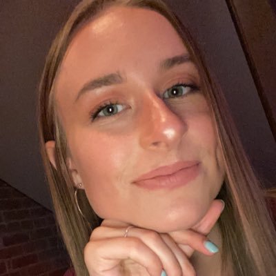 josiemoravek_'s profile picture. a twitter about nothing