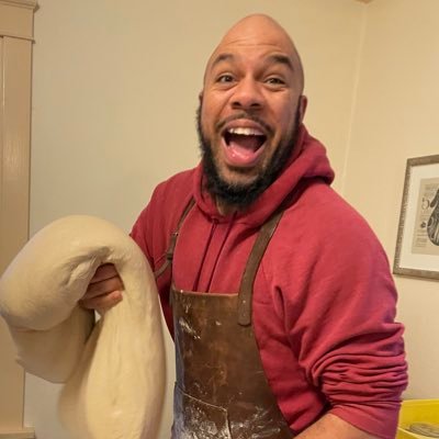 The village baker. My family's pizza maker. Message testing for the movement @GrowProgress. Proud former elected official & accidental vexillologist. 👨🏽‍🍳