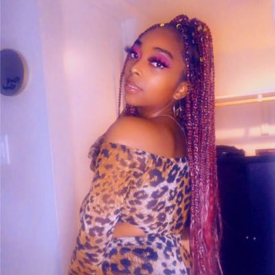 Beautifuul_Kay's profile picture. twentyFine 💖 | Growing&Glowing✨