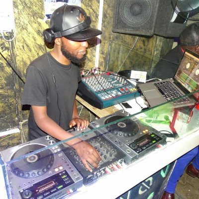 AmShugah's profile picture. Professional Disc Jockey | Businessman.. 
 #Aquarius
#TeamChelsea

IG: @Amshugah

 
Fb: Shugah Deejay  
UrbanEdge Ent. CEO