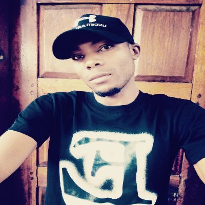 Rapper//Singer//Producer// & Co//Founder Of Rise Up Entertainment👑+260 760354707 #Musician🎵🎤🎧📼🎷🎸🎺🎻🎼🎶