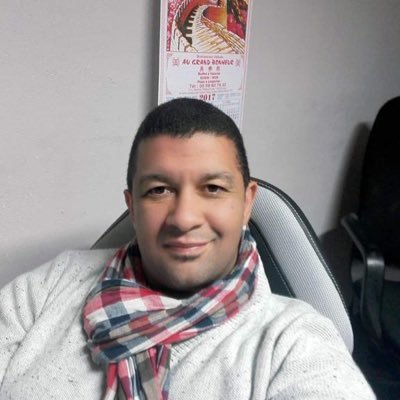Entrepreneur / collaborateur parlementaire de la députée josy Poueyto