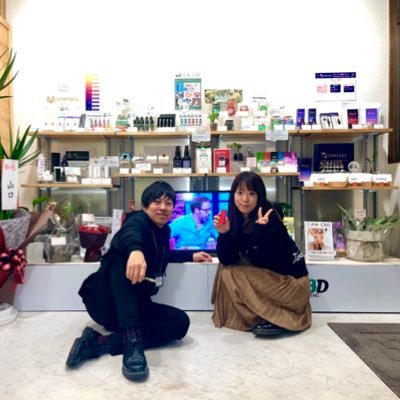 大分県大分市でCBD製品の専門店「time a calm dispensary」を営んでおります。週末の夜は大分市都町のPUB VIVE LA VIE!!でお酒作ってます！とにかく前に進んでいきたいと思います！goes on！