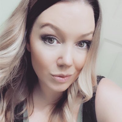 KellyKnowsAll Profile Picture