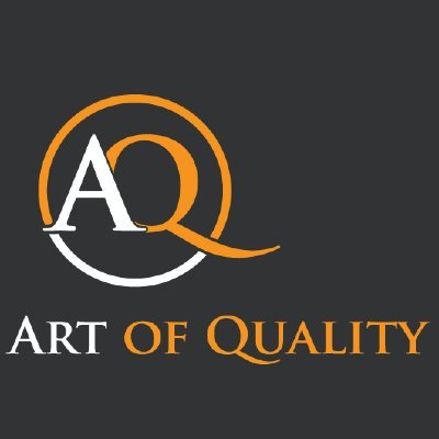 Seasoned dealer of over 30 years buying and selling the old and the interesting. Silver, porcelain, objet d'art, paintings, etc.
Based in leafy Hertfordshire.