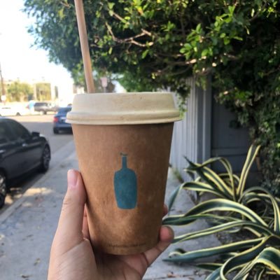 momomomo158's profile picture. 