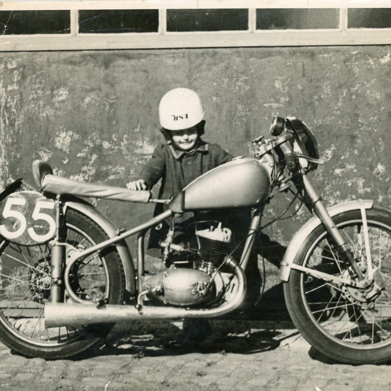 smfdixon's profile picture. 