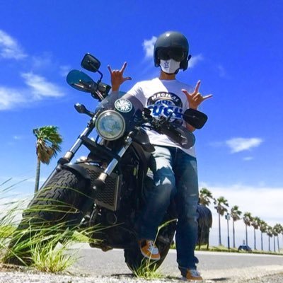 永遠のツイッター初心者🔰カーブはゆるめが好きなビビリ還暦ライダー👨‍🦳スピード出し過ぎで捕獲されました😔ゴールド免許復活が先か免許返納が先か… 夢は孫とのツーリング🏍