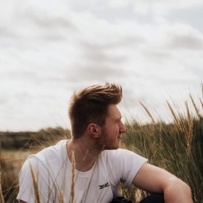 rihaq5's profile picture. 