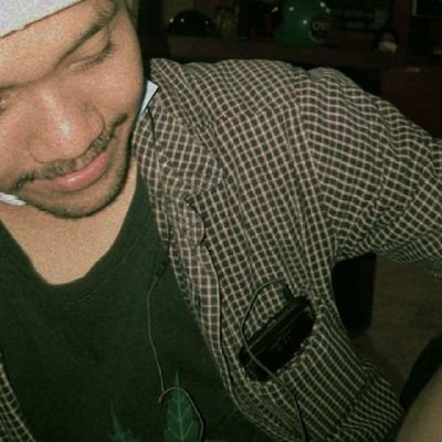 setiaadi28's profile picture. berdiri sejak capek duduk