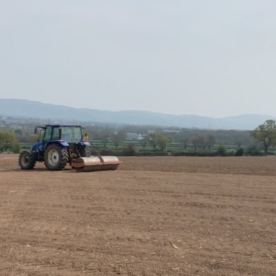 ShnHughes1's profile picture. Dairy farmer🏴󠁧󠁢󠁷󠁬󠁳󠁿🐄