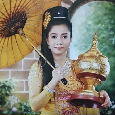 MonMon92065960's profile picture. workaholic