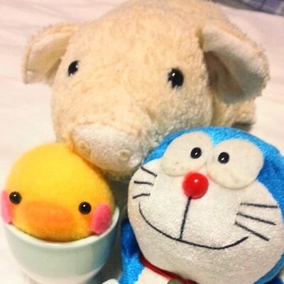 毒舌で自称天才のぬいぐるみトンキチ。飼い主のサトシくん(旧 ムサシ)と同居ちていましゅ。
(｀ω´)ぬいぐるみ目線でツイート中。わるいっこくらぶ134番でしゅ。

#ぬいぐるみ #ぬい撮り #サラダ
#コンビニスイーツ #減塩食 
#吉川晃司   #藤井フミヤ #料理記録