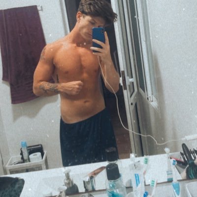 xSuPraZee's profile picture. ;)