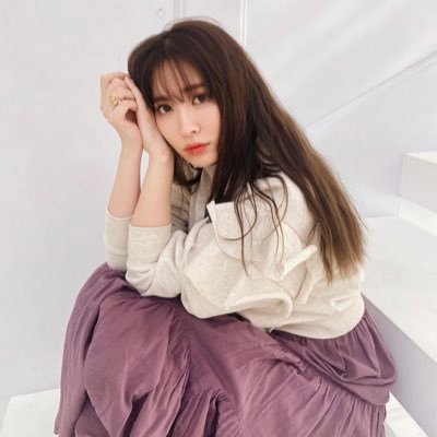 𝐻𝑒𝑟𝑙𝑖𝑝𝑡𝑜/𝐶𝐸𝐿𝐹𝑂𝑅𝐷/𝐹𝑅𝐴𝑌 𝐼.𝐷/𝑎𝑛𝑢𝑎𝑛𝑠🤍お洋服、コスメ好き30代/163𝑐𝑚/無言フォロー失礼します🙇‍♀️