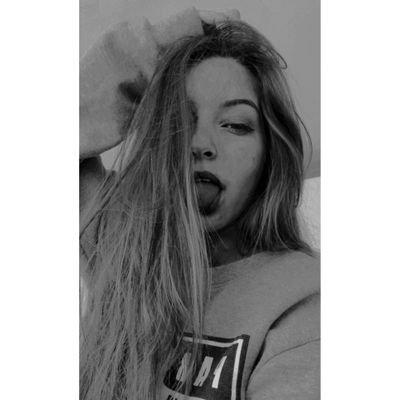 Lejos de todo porque todo me sobra 🥀💔