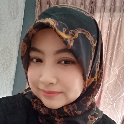 MyraHydar's profile picture. Hayda Scarf Trusted Agent