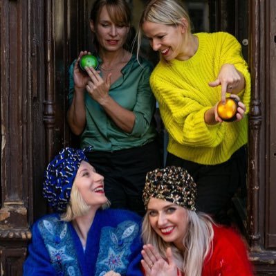 ETEPETETE's profile picture. ETEPETETE is a DJ/VJ/Creative collective, consisting of Nane, Mirjam, Lisa and Lisge. etepetetegirls@gmail.com