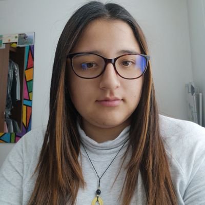 liniisperez's profile picture. En ceros.