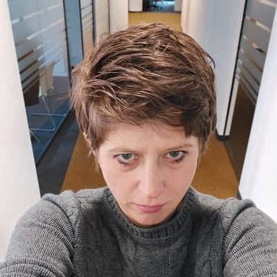 Mitglied der Chefredaktion Rheinische Post (Before: @weltkompakt und @ap) News-Junkie. Fitnessfan. Never shares food. Tweets are my personal view. 🎗