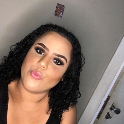 VitriaO94948179's profile picture. Primeiro dói... Depois ensina... E por fim transforma.🦋