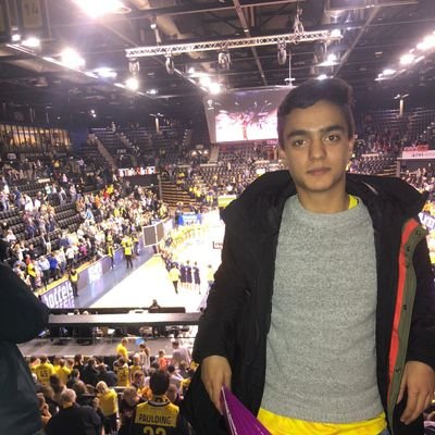 NicolsVelzque16's profile picture. 