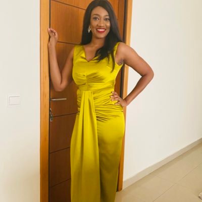 miss_derah's profile picture. A computer guru & supermodel I love kids, I love music & I'm happy. #teamtaurus #teamfun #teamJesus #teamArsenal [IG : @miss_derah]