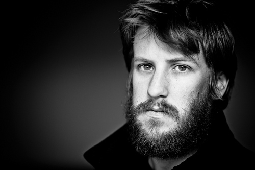 ryanhart7's profile picture. family-oriented / frugal / bookworm / good sense of humour / unflirty