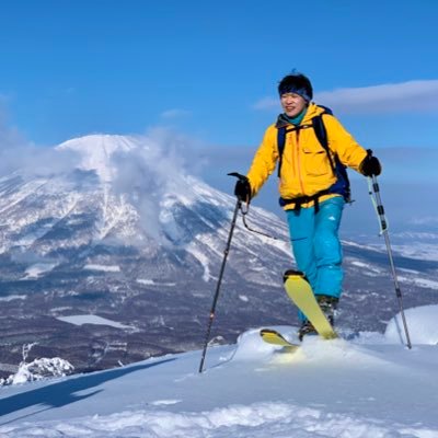 北海道のプロ山スキーヤー。 北海道雪崩研究会雪崩講師。 登山、沢登り、バックカントリー。ロッククライミング。 登山教室、スキーレッスン、雪崩講習、各種ガイドもやってます。 雪崩事故防止活動研究家。