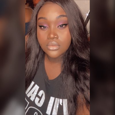 You’re going to fall for the Vibe🧘🏾♀️ 🇧🇸 🏝 📝🎥 🎙Producer|Writer|Wanderer|SmackTalker 🐢DreJ🍃 Mom of @thegapseedroom Really just here for the laughs...