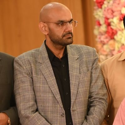 thekulariaz's profile picture.