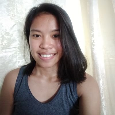 Michell98312668's profile picture. IT student