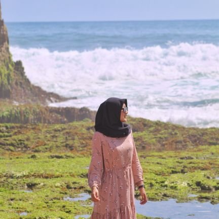 irmaasmip's profile picture. 'mendangaklah' untuk memotivasi diri, dan 'mendungkluklah' untuk lebih mensyukuri nikmat-nya. 💙