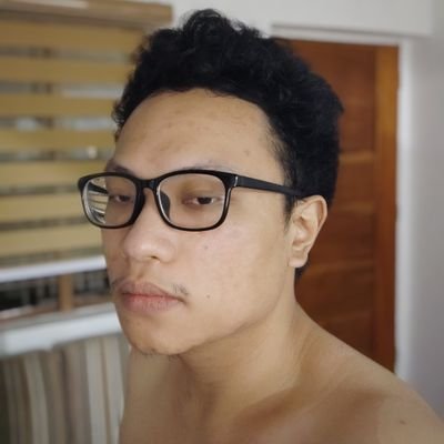 Writer with caffeine addiction. Slave of the law and video games. Juris Doctor.