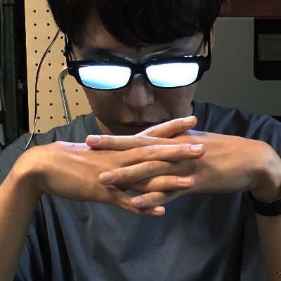kwhrys's profile picture. idea and invention.follow me! #ゆるつく でアイデア担当→ 光るメガネ(中２病メガネ) / 光る魔法の本 / ジラフファイター/ネコ型消毒液ディスペンサー 光るメガネはマケプレから買って下さい! オマケつけます。buy glasses from my profile link