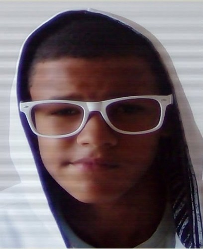 Segundo twitter do @lipecuunha , que serve pra seguir as pessoas ou  indicações (: