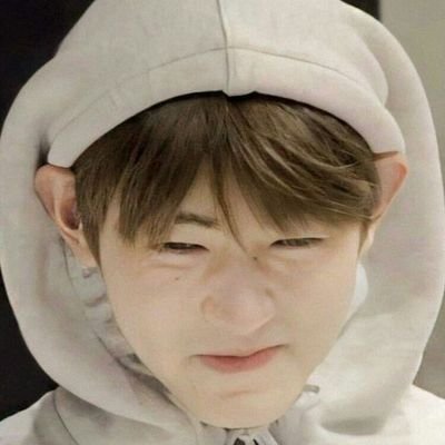 mickypangka's profile picture. 