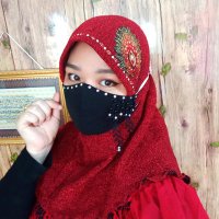 ဟူရ္ (@5np6n4btfnwuinh) 's Twitter Profile