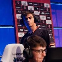 rcuth (@rcuth_r6) 's Twitter Profile