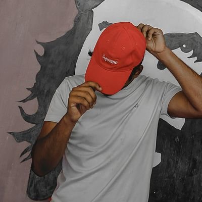 ZainulA57627542's profile picture. polo lover💫