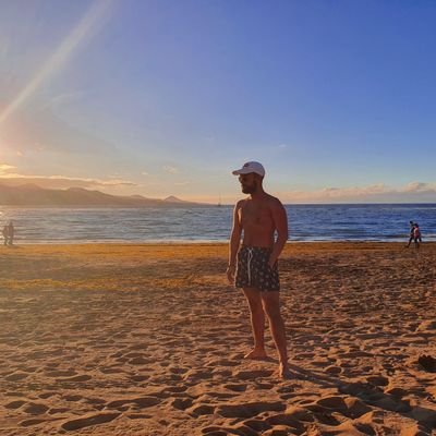 julienvty's profile picture. 