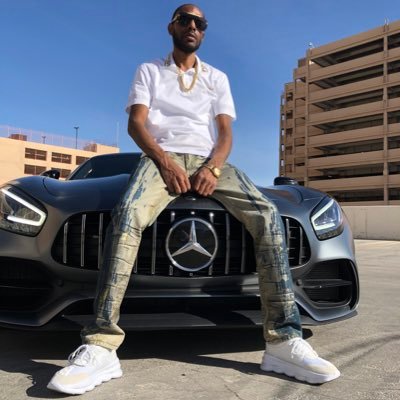 MacDuna's profile picture. Order CrackBaby 3 Now! https://t.co/pBGURRCxMA