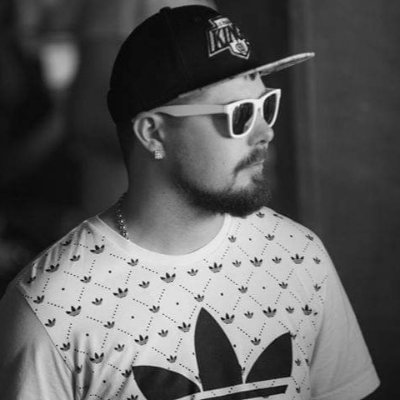 Up & coming Drum & Bass DJ / Producer / Radio Presenter on 95.0FM Radio2Funky. Owner of HGTRecords https://t.co/ULw8dokmTd
https://t.co/FP28SK3Oui