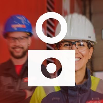Je wil een professionele film over je bedrijf? In combinatie met haarscherpe foto’s? Wij zijn een all-in-one productiehuis ... Scherp, en met Focus!