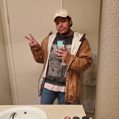 vibes please :)
probably on here when I should be writing some code 😑