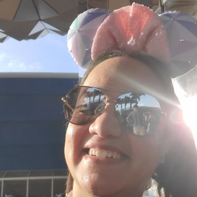 For the love of Disney 💕
New ADULT Disney podcast @ratingthedcast